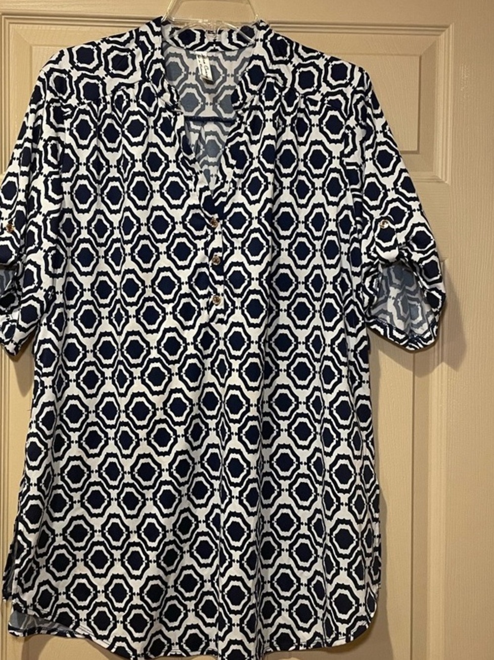 Women's Navy and White Geometric Button-Front Tunic Top
